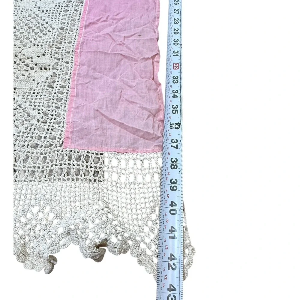 Vintage Pink Cream Crochet Lace Table Runner Handmade shabbychic cottagecore